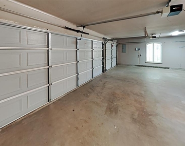 741 Fox Bend Trail - Photo Thumbnail 20