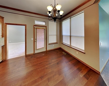741 Fox Bend Trail - Photo Thumbnail 8