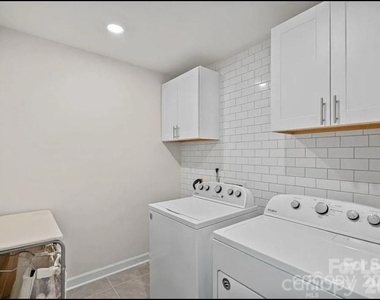 11943 Old Statesville Road - Photo Thumbnail 22