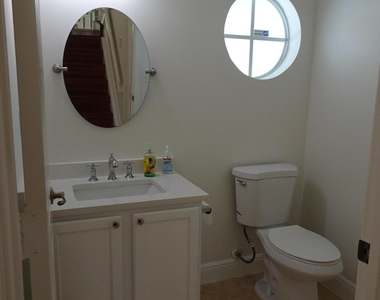 8002 Big Pine Way - Photo Thumbnail 11