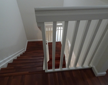 8002 Big Pine Way - Photo Thumbnail 16