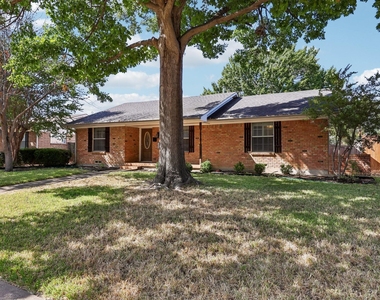 13639 Willow Bend Road - Photo Thumbnail 2