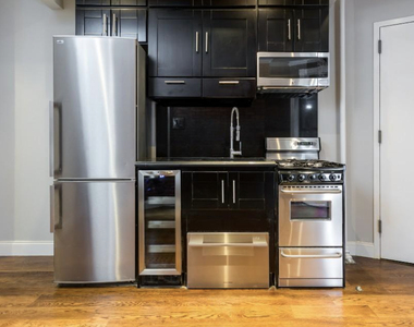 315 West 103rd Street - Photo Thumbnail 1