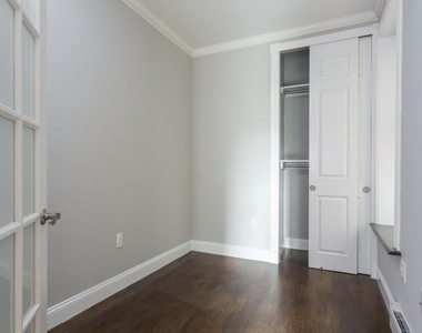 315 West 103rd Street - Photo Thumbnail 4