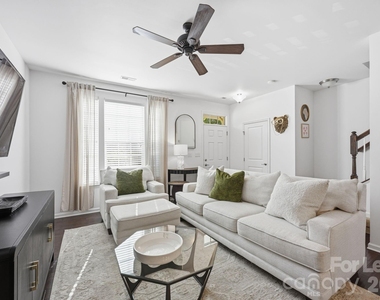 1353 Jacemans Way - Photo Thumbnail 2