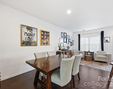 1353 Jacemans Way - Photo Thumbnail 15