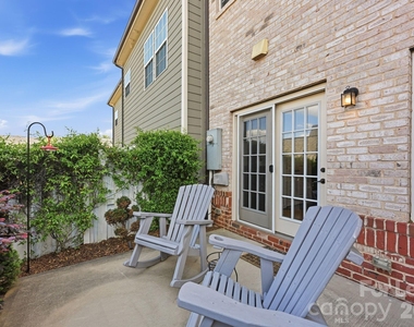 1353 Jacemans Way - Photo Thumbnail 33
