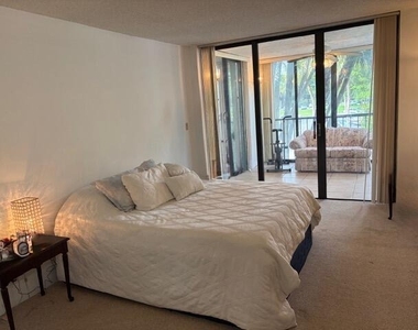 16300 Golf Club Road - Photo Thumbnail 18