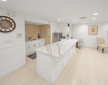 16300 Golf Club Road - Photo Thumbnail 24
