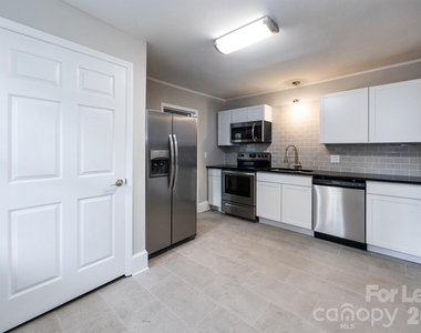 1613 Parson Street - Photo Thumbnail 17