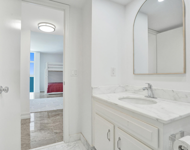 1360 S Ocean Boulevard - Photo Thumbnail 15
