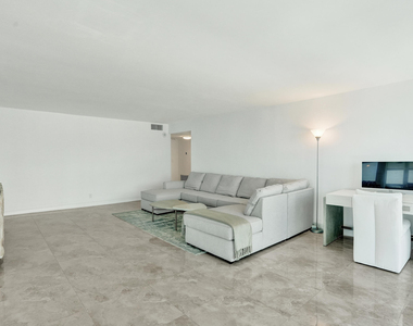 1360 S Ocean Boulevard - Photo Thumbnail 10