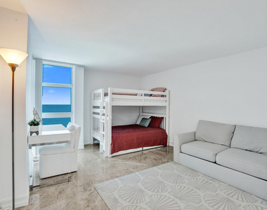 1360 S Ocean Boulevard - Photo Thumbnail 11