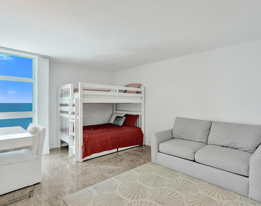 1360 S Ocean Boulevard - Photo Thumbnail 7