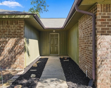 1328 Homestead Street - Photo Thumbnail 2