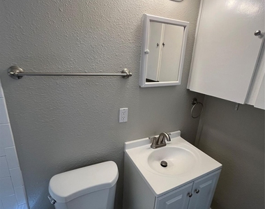 1622 Centerville Road - Photo Thumbnail 13