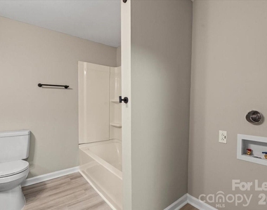 2519 Marble Street - Photo Thumbnail 8