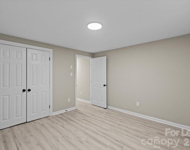 2519 Marble Street - Photo Thumbnail 14