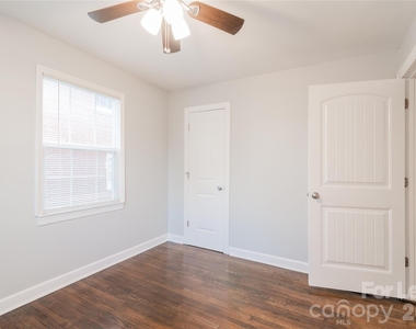 2108 Highland Street - Photo Thumbnail 12