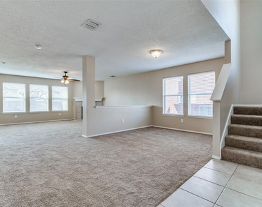103 Bowie Street - Photo Thumbnail 12