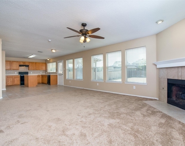 103 Bowie Street - Photo Thumbnail 16