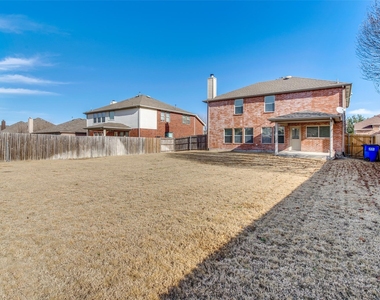 103 Bowie Street - Photo Thumbnail 35