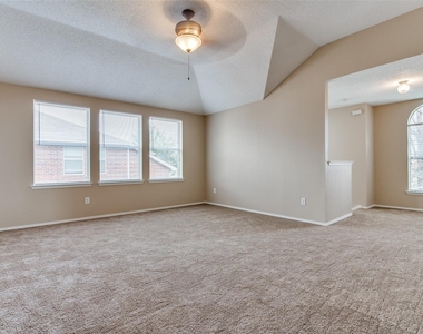 103 Bowie Street - Photo Thumbnail 27