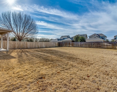 103 Bowie Street - Photo Thumbnail 33