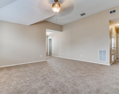 103 Bowie Street - Photo Thumbnail 28