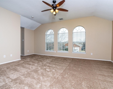 103 Bowie Street - Photo Thumbnail 18