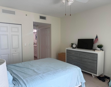 700 E Boynton Beach Boulevard - Photo Thumbnail 11