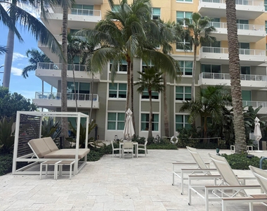 700 E Boynton Beach Boulevard - Photo Thumbnail 23