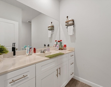 8912 Boulder Oak Boulevard - Photo Thumbnail 12