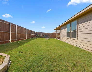 8912 Boulder Oak Boulevard - Photo Thumbnail 17