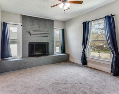 826 Mirike Drive - Photo Thumbnail 2