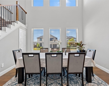 853 Calusa Drive - Photo Thumbnail 12