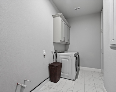 853 Calusa Drive - Photo Thumbnail 22
