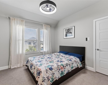 853 Calusa Drive - Photo Thumbnail 33