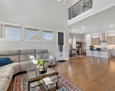 853 Calusa Drive - Photo Thumbnail 7