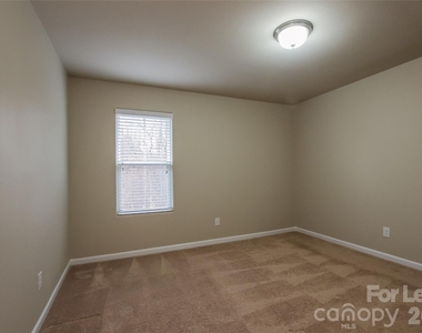 1620 Allegheny Drive - Photo Thumbnail 10