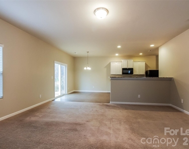1620 Allegheny Drive - Photo Thumbnail 5
