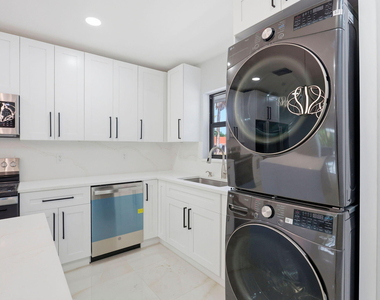 2975 Ne 2nd Avenue - Photo Thumbnail 29