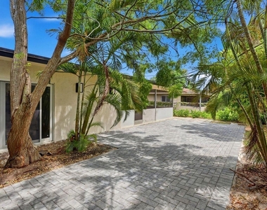 2975 Ne 2nd Avenue - Photo Thumbnail 38
