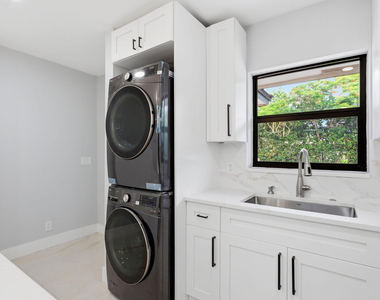2975 Ne 2nd Avenue - Photo Thumbnail 28
