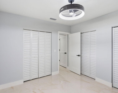 2975 Ne 2nd Avenue - Photo Thumbnail 16
