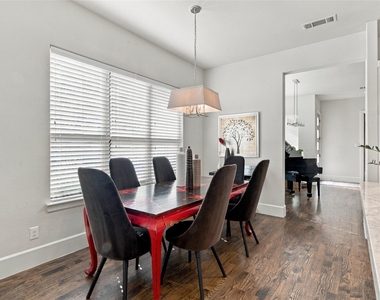 5539 Ellsworth Avenue - Photo Thumbnail 8