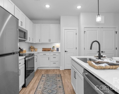 104 Herrings Green Loop - Photo Thumbnail 41