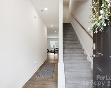 7109 N Mills Road - Photo Thumbnail 2