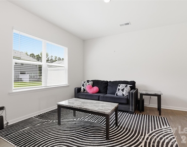 7109 N Mills Road - Photo Thumbnail 6