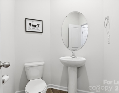 7109 N Mills Road - Photo Thumbnail 9